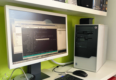 5|5: The custom case assembled.