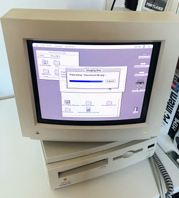 2|7: Eine Sicherung des System-Laufwerks auf ein Volume auf dem BlueSCSI.