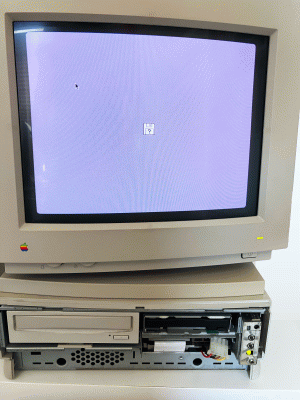 1|3: Ohne Strom f&uuml;r die Festplatte lief der Mac ohne Absturz.